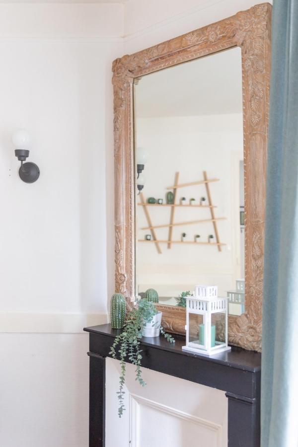 Appartement Cosy Chaleureux Proche Paris - Defense Suresnes Exterior photo